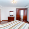 Apartament cu reparație, 2 camere, 80 mp, Botanica, Nicolae Zelinski. thumb 13