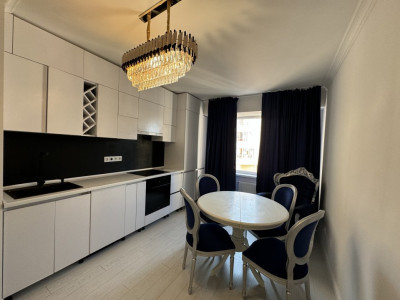 Apartament cu 2 camere în Centru, Kaufland - MallDova! 