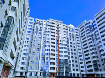 Apartament cu 2 camere+living, 77 mp, Buiucani, Vasile Lupu, lângă Valea Morilor