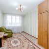 Vanzare apartament cu 3 camere în sect. Rîșcani, seria 102, 70 mp. thumb 2