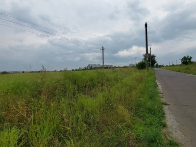 Teren pentru construcție, 7 hectare în satul  Dobrogea, 15 minute de Chișinău.