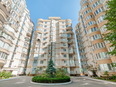 Apartament cu 3 camere și living, 105 mp, Buiucani, Flacara, Chișinău!