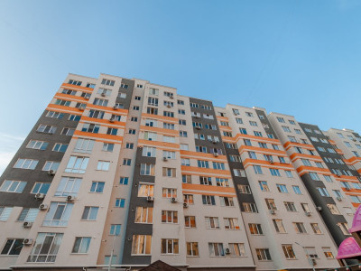 Apartament cu 3 camere și living, 64mp, Telecentru, Chișinău.