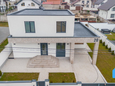 Vanzare casa în stil Hi-Tech, 162 mp, 5,5 ari, Cricova, zonă nouă.