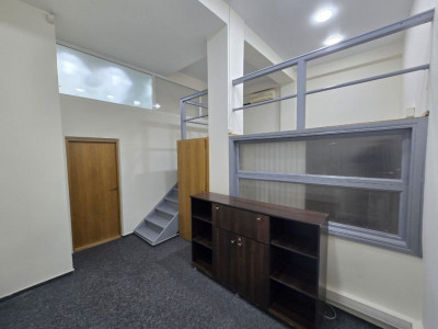 Сдается офисное помещение в здании Альфа, Буюканы, на улице Алба Юлия.