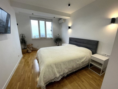 Apartament cu reparație în bloc nou, 1 cameră, 45mp, Botanica, str. Cuza Vodă.