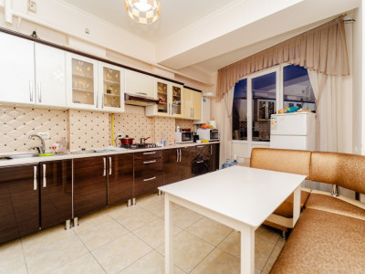 Apartament cu 3 camere și living+terasă, bloc nou, Centru, Nicolae Testemițanu.