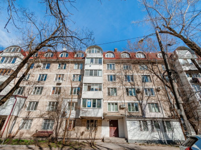 Apartament cu 2 camere vizavi de Parcul Valea Trandafirilor! 