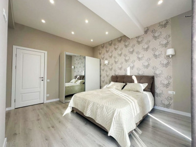 Квартира с 2 комнатами, 82 м², евро-ремонт, Ботаника, Ботанический сад.
