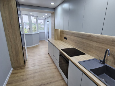 Apartament cu 2 camere de vânzare – Botanica, Bd. Dacia.