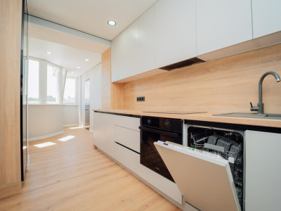 Apartament cu 2 camere de vânzare – Botanica, Bd. Dacia.