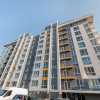 Apartament cu 2 camere + living, bloc dat în exploatare, reparație euro. thumb 1