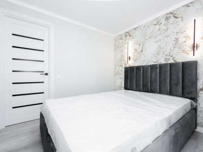Apartament cu 1 cameră + living, Centru – Colina Pușkin! 