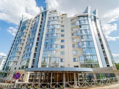 Vânzare apartament cu 1 cameră+living, Coliseum Palace, lângă parcul Afgan!