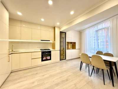 Продается квартира с 1 комнатой и гостиной, Чеканы, Eldorado.