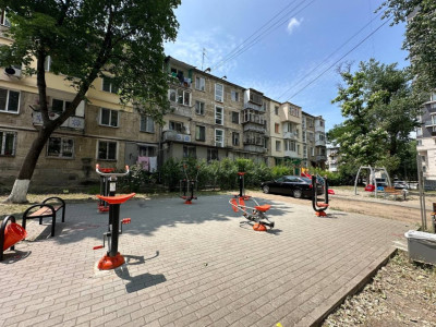 Продается квартира с 1 комнатой + гостиная, Ботаника, ул. Минск.