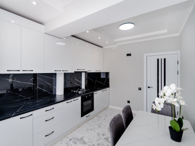Apartament de vanzare cu 2 camere - Buiucani, Alba Iulia, prima linie.