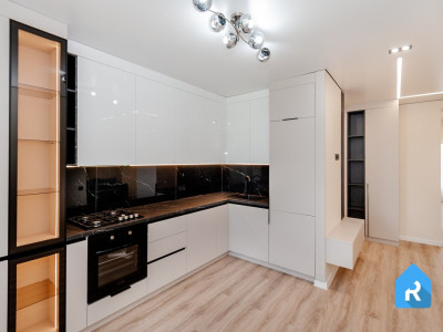 Spre vanzare apartament cu 2 camere, Astercon, Dumbrava. 