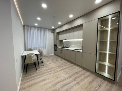 Apartament cu 2 camere de vanzare, Centru, Dumbrava, Chișinău.