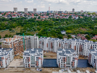 Apartament cu 2 camere + living, Exfactor, Codru, Schinoasa Vale. 