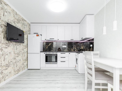 Apartament cu 2 camere de vânzare – Buiucani, str. Piața Unirii Principatelor 3