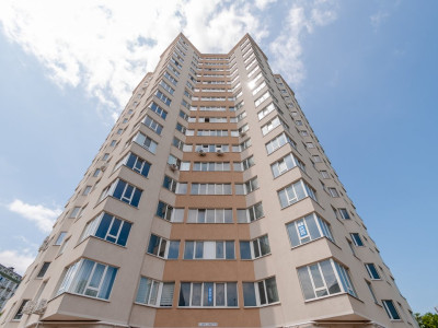 Продается коммерческое помещение – 64 м², первый этаж, новострой – Чеканы.