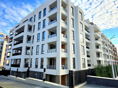 Apartament în rate, 2 camere + living, Esterra Park.