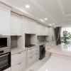 Apartament cu 3 camere + living, mobilat complet, cu vedere spre parc thumb 11