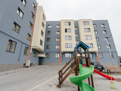 Apartament de vânzare – 1 cameră, reparație nouă, Băcioi.