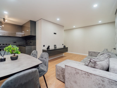 2xliving valea trandafirilor 