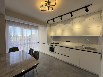 Apartament cu 2 camere de vânzare în complexul Decebal Avenue, Dansicons.