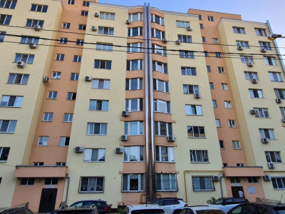 Буюканы, Алба Юлия, продается 2-комнатная квартира в новостройке.