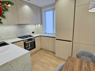 Квартира 2 комнаты + гостиная, Рышкановка, ул. Киев, рядом с PanCom.