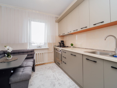 Ciocana, Mircea cel Bătrân, apartament de vanzare cu 4 camere, seria 143.