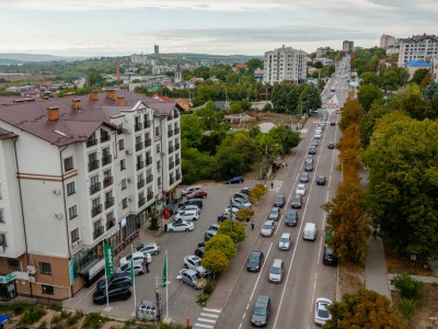 Apartament spațios cu 2 camere + living de vânzare – Ialoveni, Alexandru cel Bun