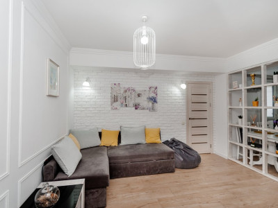 Apartament cu 1 cameră + living, Centru, Gheorghe Cașu.