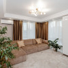 Apartament cu 3 camere + living, Botanica, Decebal Avenue. thumb 1