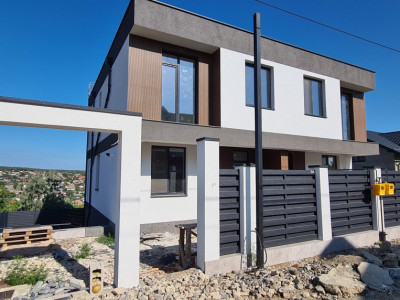 Duplex spre vanzare în Durlești, 150 mp, variantă albă.