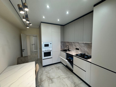 Квартира с 3 комнатами на продажу, Ботаника, новострой, Sky House!