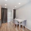 Современная квартира на продажу в Braus Royal Residence, Мирча чел Бэтрын. thumb 6