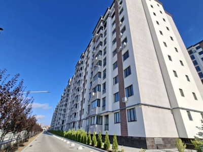 Exfactor, Buiucani, str. Ion Buzdugan, 2 camere + living, variantă albă!