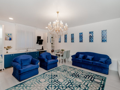 Bloc Nou, str. Codrilor, Durlești, 3 camere + living, reparație euro.