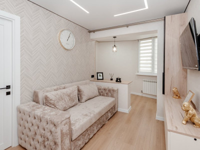 Apartament cu 2 camere și living, Botanica, bd. Dacia 5, seria Varnița.