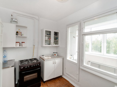 Apartament cu 3 camere de vanzare, Seria MS, Cuza Vodă, Botanica. 