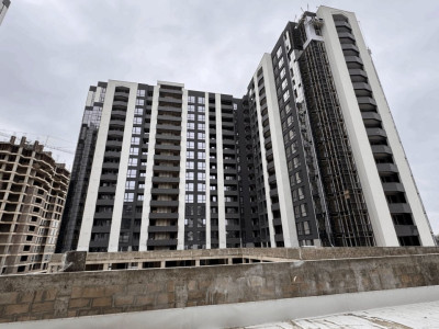 Newton House – Ботанический сад, I Транш, 2 комнаты, вид на парк!