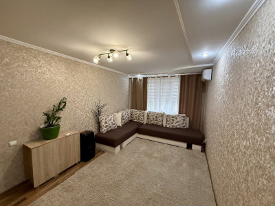 Apartament de vanzare cu 4 camere, seria MS, Rîșcani, str. Andrei Doga. 