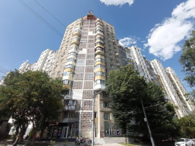 Vânzare apartament cu 2 camere, seria 143 – Botanica, bl. Dacia