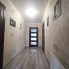 Apartament cu 3 camere în casă privată cu 3 niveluri, Dumbrava. thumb 3