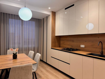 Квартира с 2 спальнями и гостиной, Буюканы, ул. Виссарион Белинский, 71