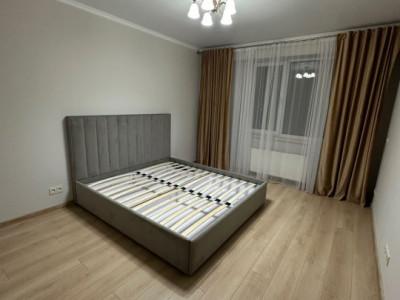 Apartament cu 2 dormitoare si terasa, Buiucani, bd. Alba Iulia 